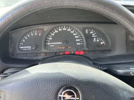 Opel Vectra 2002 года за 3 000 000 тг. в Актобе – фото 10