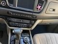 Kia Carnival 2017 года за 10 500 000 тг. в Алматы – фото 10