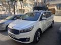 Kia Carnival 2017 года за 10 500 000 тг. в Алматы – фото 2