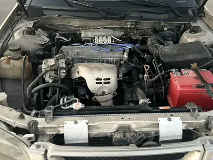 Toyota Camry 2000 года за 3 300 000 тг. в Актау – фото 4
