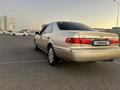 Toyota Camry 2000 года за 3 300 000 тг. в Актау – фото 7