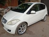 Mercedes-Benz A 170 2008 года за 2 300 000 тг. в Уральск – фото 2