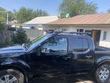 Nissan Navara 2010 года за 3 800 000 тг. в Алматы – фото 4
