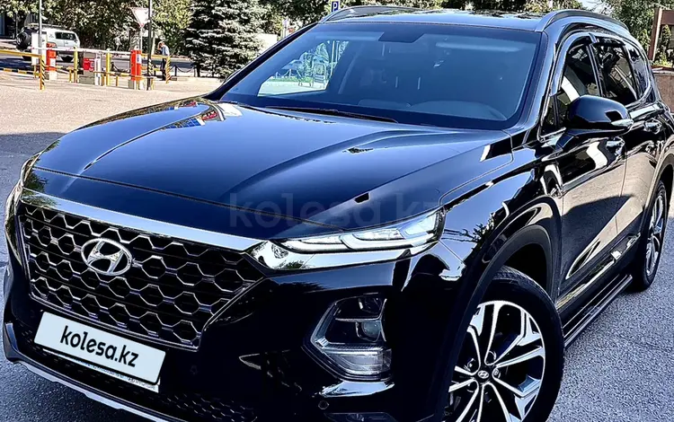 Hyundai Santa Fe 2019 годаүшін15 000 000 тг. в Алматы