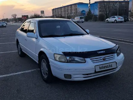 Toyota Camry 1999 года за 2 800 000 тг. в Тараз