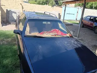 Audi 100