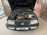 Volkswagen Passat 1996 года за 1 800 000 тг. в Шымкент