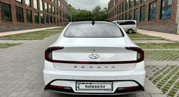 Hyundai Sonata 2023 года за 13 300 000 тг. в Алматы – фото 4