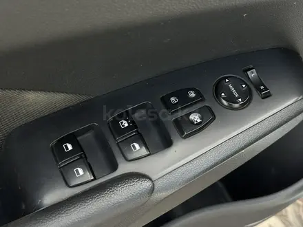 Hyundai Accent 2018 года за 6 500 000 тг. в Актобе – фото 17