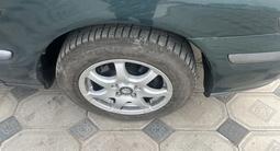 Mazda 626 1998 года за 2 000 000 тг. в Мерке – фото 2