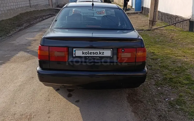 Volkswagen Passat 1995 годаүшін1 300 000 тг. в Шымкент