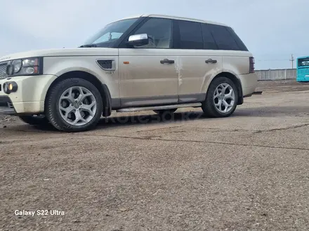 Land Rover Range Rover Sport 2007 года за 9 000 000 тг. в Караганда – фото 2