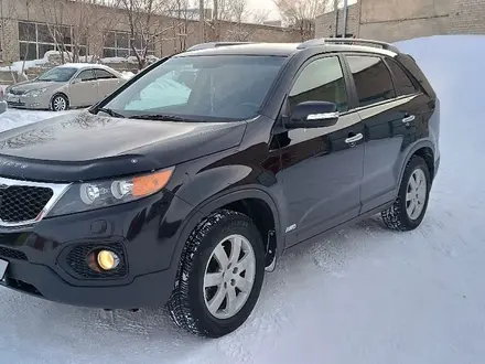 Kia Sorento 2012 года за 9 000 000 тг. в Актобе – фото 3