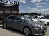 Lexus ES 300h 2019 года за 18 500 000 тг. в Караганда