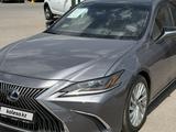 Lexus ES 300h 2019 года за 18 500 000 тг. в Караганда – фото 3