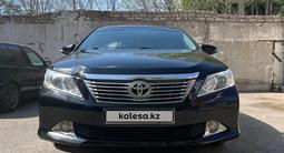 Toyota Camry 2013 года за 9 000 000 тг. в Астана – фото 2