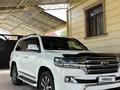 Toyota Land Cruiser 2017 годаүшін32 000 000 тг. в Шымкент – фото 16