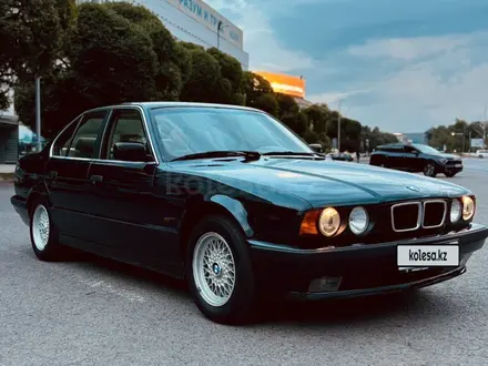 BMW 520 1995 года за 7 950 000 тг. в Алматы – фото 3