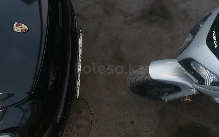 Honda  CBF 600 2004 года за 3 000 000 тг. в Астана