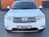 Toyota Highlander 2013 года за 12 800 000 тг. в Уральск