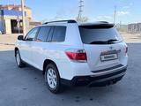 Toyota Highlander 2013 года за 12 800 000 тг. в Уральск – фото 2