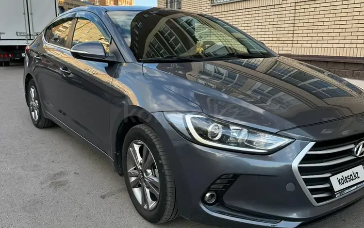 Hyundai Elantra 2018 годаүшін7 200 000 тг. в Караганда