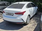 Hyundai Accent 2022 года за 5 900 000 тг. в Караганда – фото 3