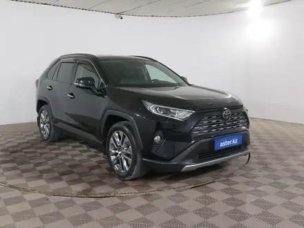 Toyota RAV4 2021 года за 14 390 000 тг. в Шымкент – фото 3