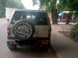 Isuzu Trooper 2002 годаfor4 800 000 тг. в Алматы – фото 4