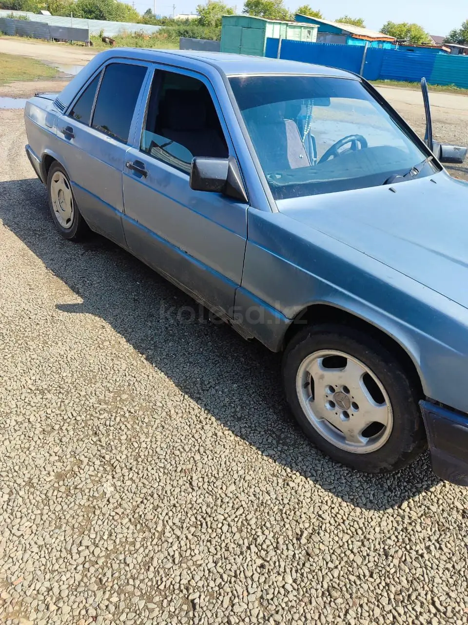 Mercedes-Benz 190, 1990