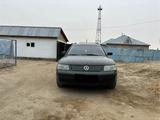 Volkswagen Passat 1998 года за 1 700 000 тг. в Байконыр – фото 5