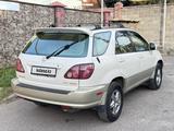 Lexus RX 300 2001 года за 5 500 000 тг. в Алматы – фото 2
