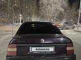 Opel Vectra 1993 года за 1 050 000 тг. в Караганда – фото 4