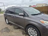 Toyota Sienna 2016 года за 14 000 000 тг. в Уральск – фото 3