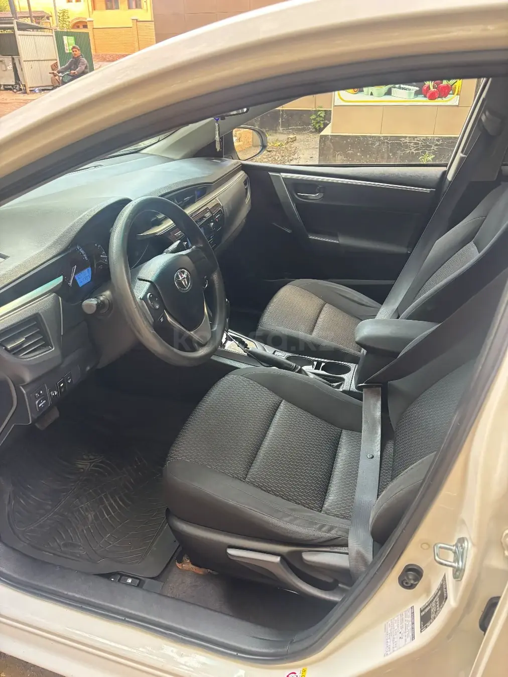 Toyota Corolla, 2013