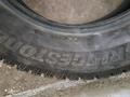 4 баллона Bridgestone 205/65/R16 Шипованые Зимние за 100 000 тг. в Астана – фото 8