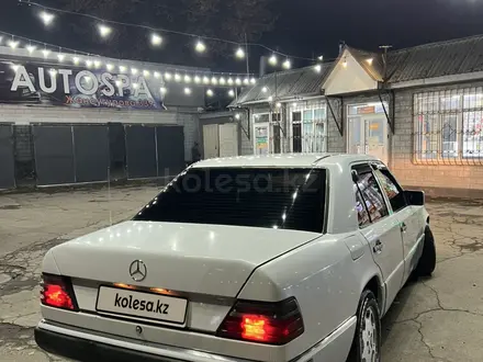 Mercedes-Benz E 260 1992 года за 2 000 000 тг. в Алматы – фото 3