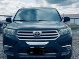 Toyota Highlander 2013 годаүшін7 700 000 тг. в Актобе