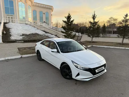 Hyundai Elantra 2022 года за 8 600 000 тг. в Астана – фото 2