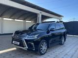 Lexus LX 570 2016 года за 46 000 000 тг. в Тараз
