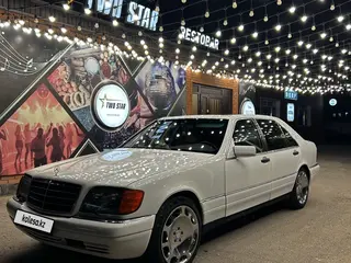 Mercedes-Benz S 320