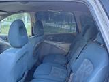 Nissan Tino 2001 года за 1 800 000 тг. в Актобе – фото 4