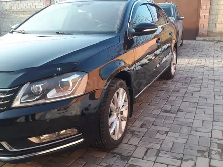 Volkswagen Passat 2012 года за 5 800 000 тг. в Алматы