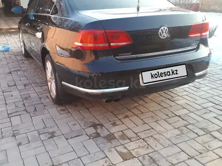 Volkswagen Passat 2012 года за 5 800 000 тг. в Алматы – фото 4