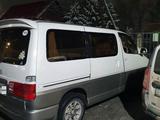 Toyota Grand Hiace 2001 годаүшін7 999 999 тг. в Усть-Каменогорск – фото 3