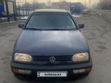Volkswagen Golf 1995 года за 1 300 000 тг. в Алматы – фото 3