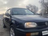 Volkswagen Golf 1995 года за 1 800 000 тг. в Алматы