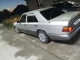 Mercedes-Benz E 220 1993 годаfor1 400 000 тг. в Туркестан – фото 2