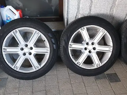 Диски с резиной Pirelli на Range Rover Evoque за 150 000 тг. в Алматы – фото 3