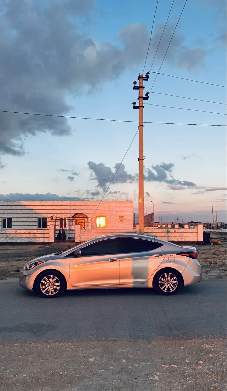Hyundai Elantra, 2014
